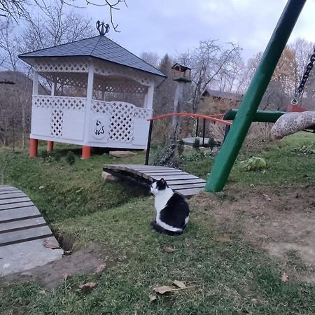 Bat'Kivska Hata Stari Kuty 外观 照片